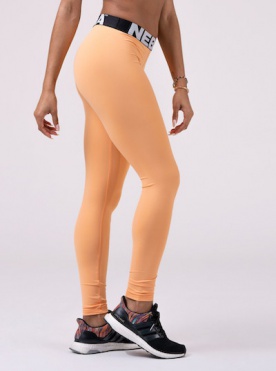 Nebbia Squad Hero Scrunch Butt leggings apricot 528 - M