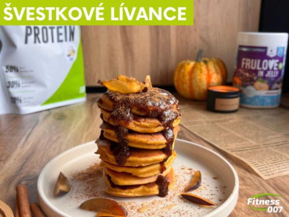 Švestkové lívance plné bílkovin a podzimních chutí