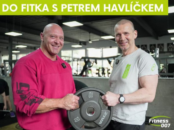 Ako cvičiť po 50: Petr Havlíček ukazuje tréningový plán vo fitku