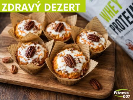 Proteinové mrkvové cupcaky se skořicí a jogurtovým krémem: zdravý dezert