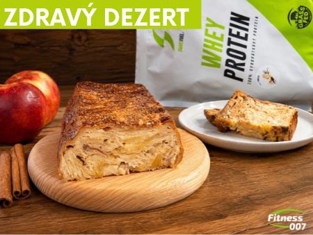 Vrstvený proteinový koláč s jablky: zdravý recept s vyšším obsahem bílkovin