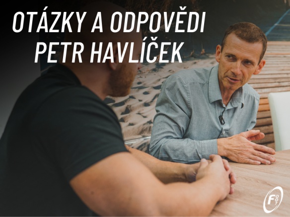 Jak jíst v netréninkové dny? Počítání kalorií. Nejdůležitější suplement?  Jirka Vacek a Petr Pavlíček.